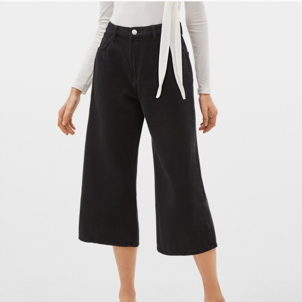 NWT Bershka denim black culottes wide leg flared cropped pants size 4